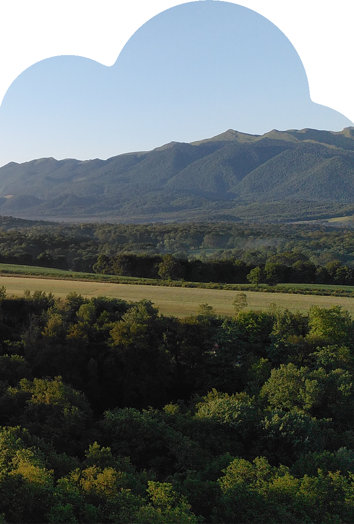 Aire de décollage de montgolfière à Oloron Sainte-Marie dans les Pyrénées Orientales (64)