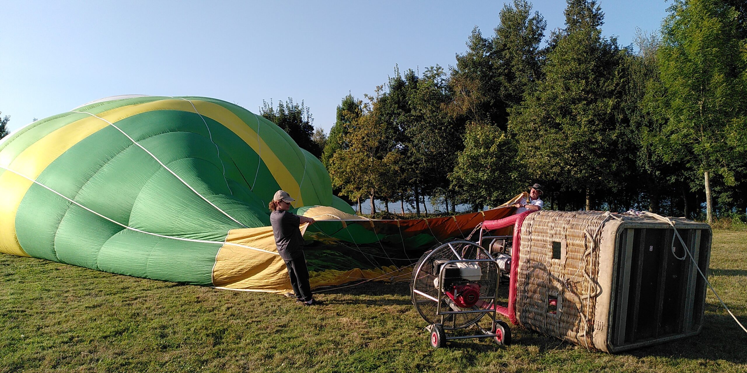 chauffage et gonflage du ballon - Sud Ouest montgolfière