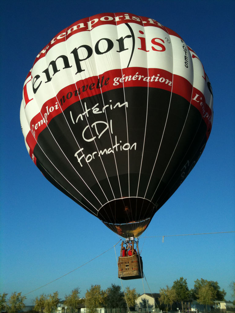 Vol publicitaire en montgolfière : communiquez avec un ballon à votre image